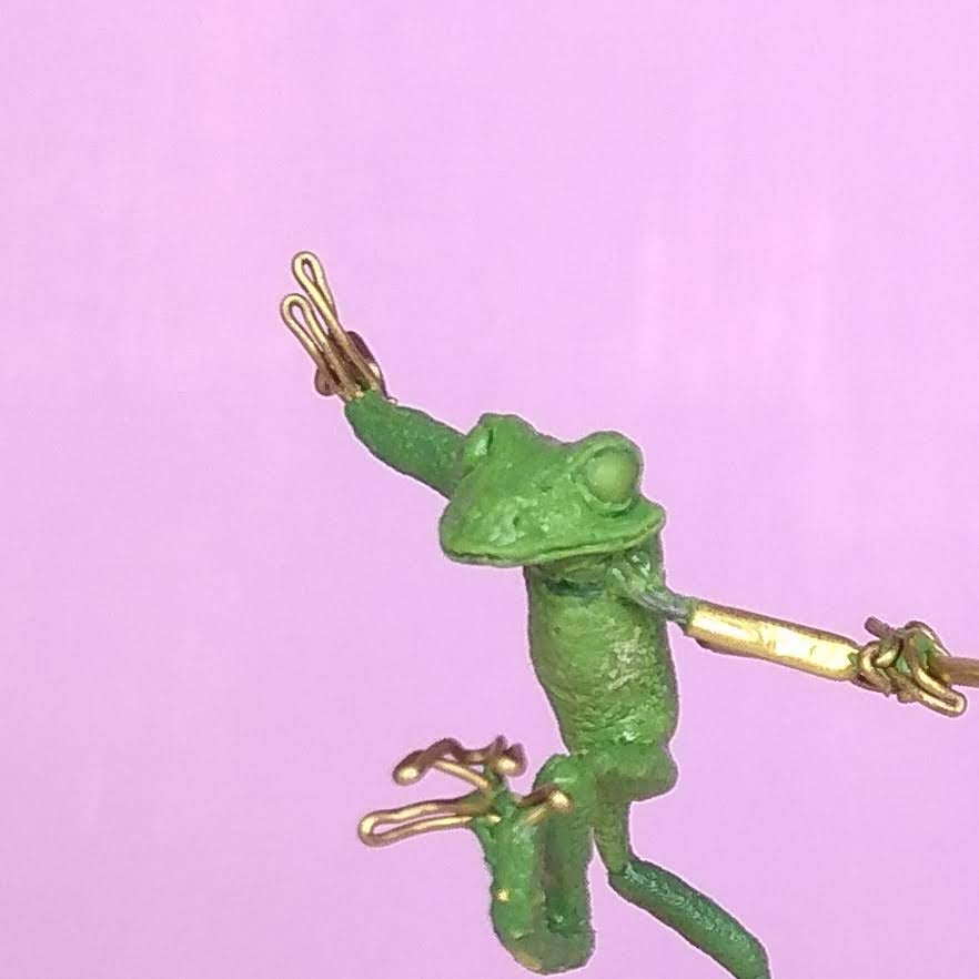 Red Eyed Tree Frog, Sculpting, Miniatures, 28mm, Tutorial, Frog, Monk, Skin Texture